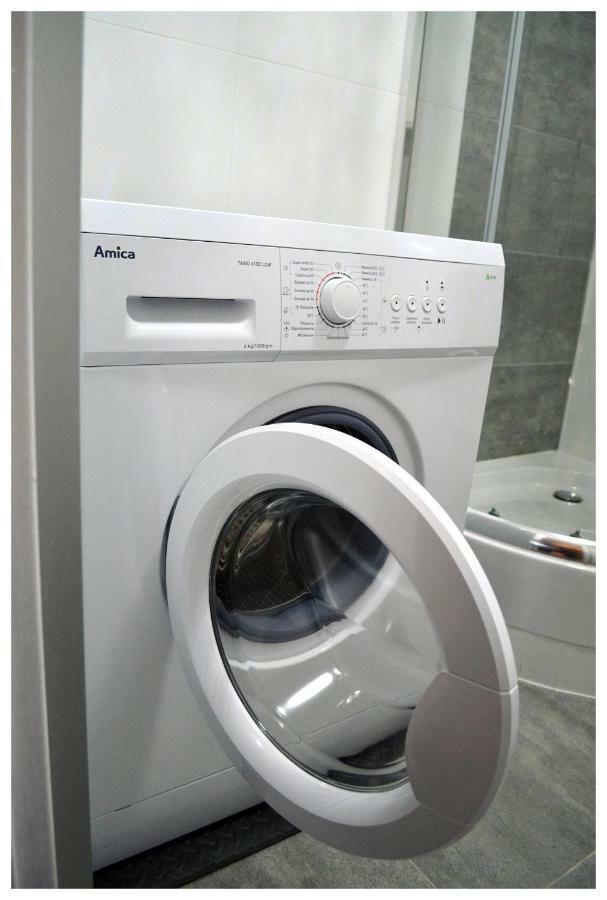 Color24 Apartament スタロバ・ボラ エクステリア 写真