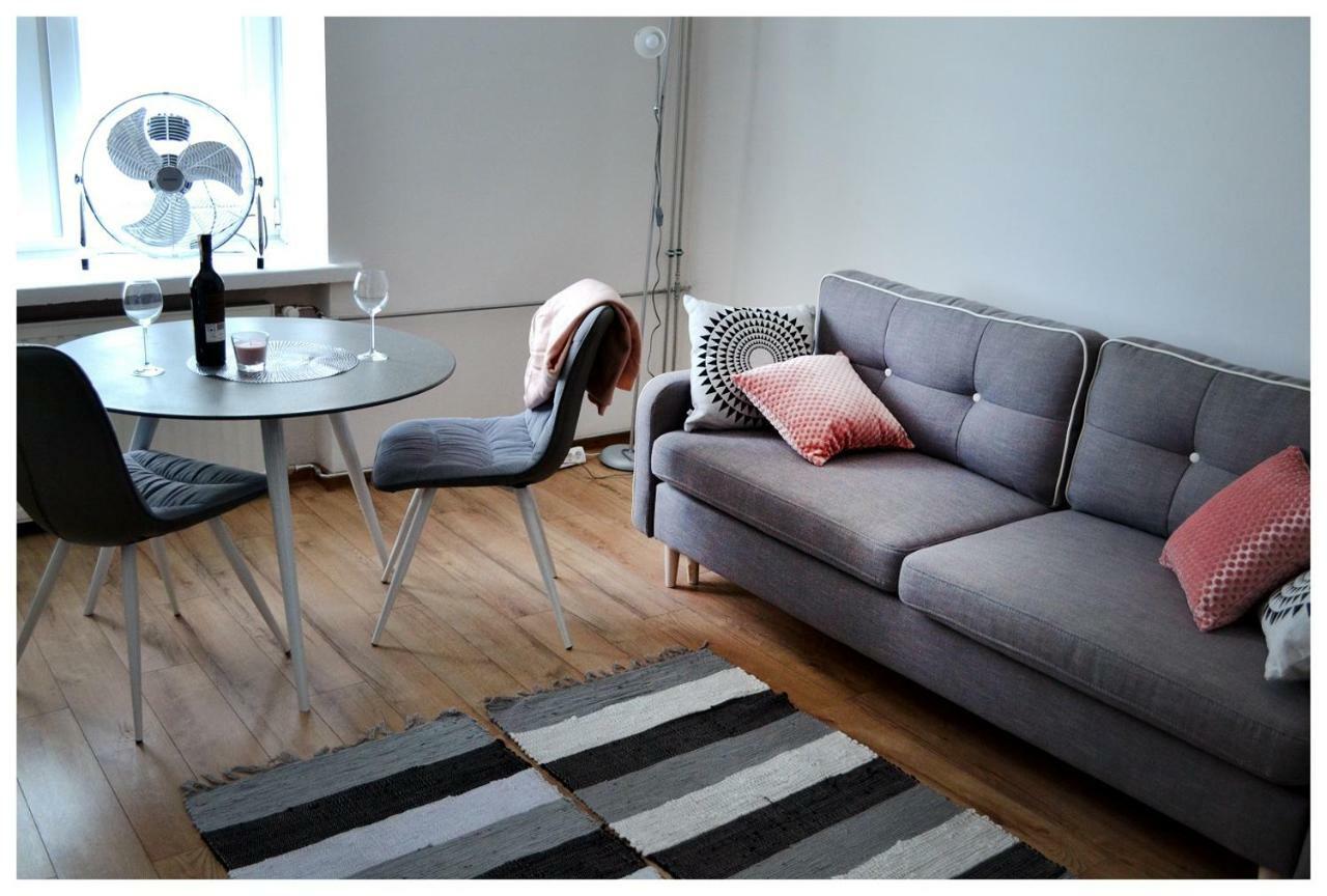 Color24 Apartament スタロバ・ボラ エクステリア 写真