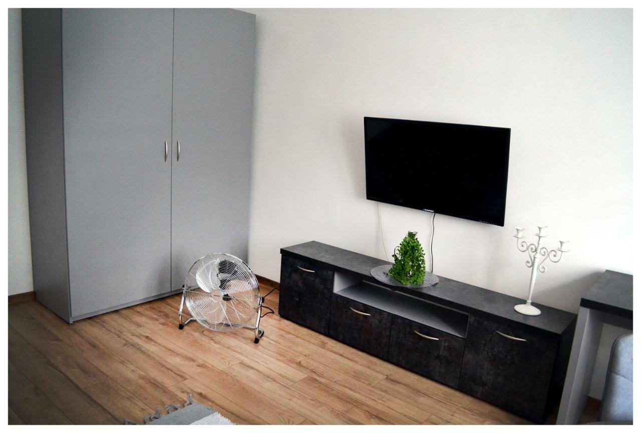Color24 Apartament スタロバ・ボラ エクステリア 写真