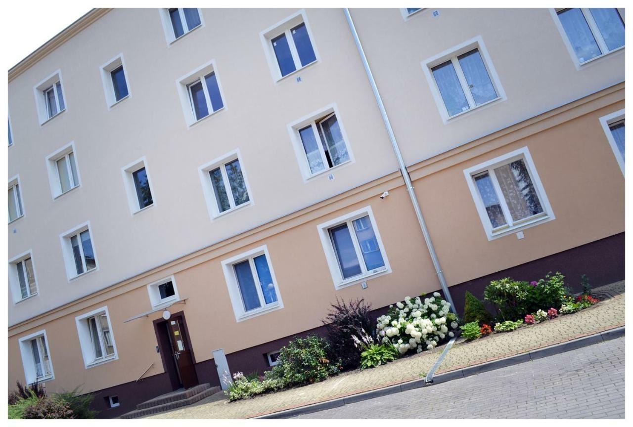 Color24 Apartament スタロバ・ボラ エクステリア 写真