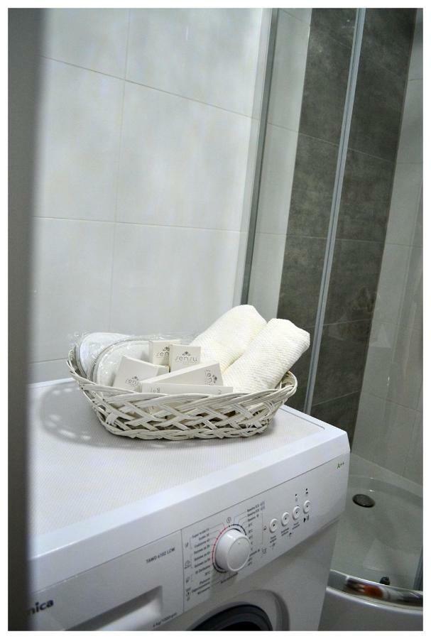 Color24 Apartament スタロバ・ボラ エクステリア 写真