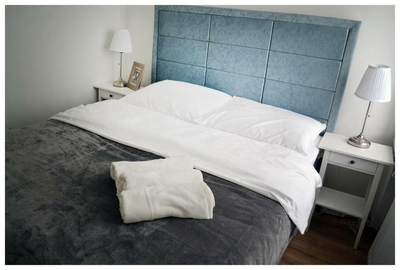 Color24 Apartament スタロバ・ボラ エクステリア 写真