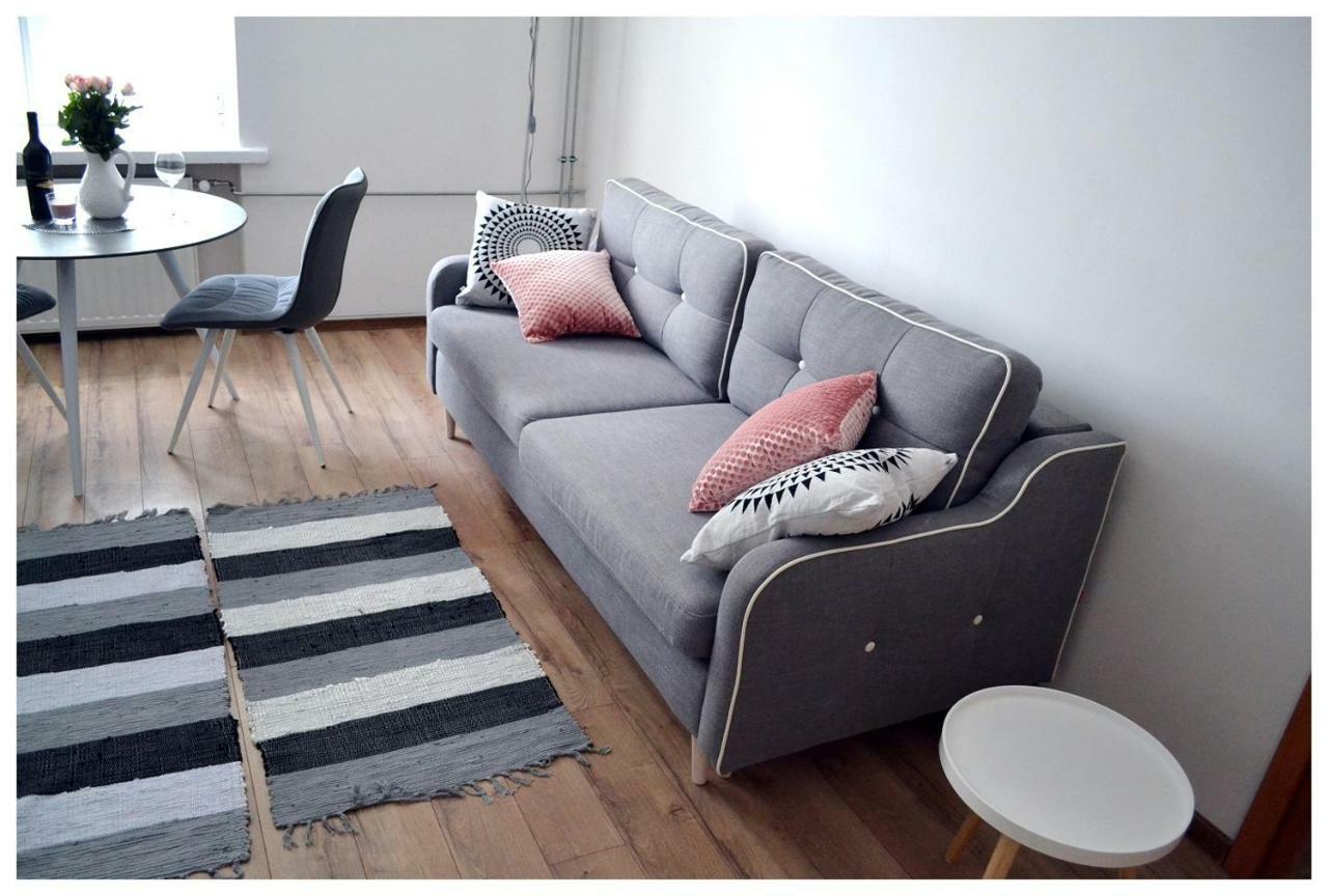 Color24 Apartament スタロバ・ボラ エクステリア 写真